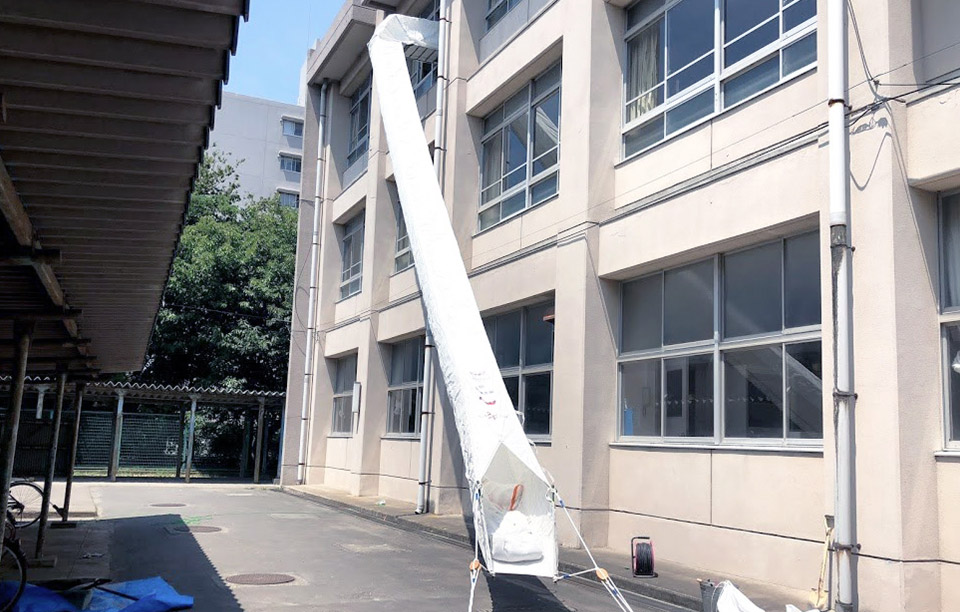 避難用滑り台、避難はしご、緩降機、救助袋など大規模な消防設備の点検