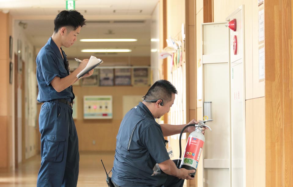 消火器の型式、定期点検、交換作業